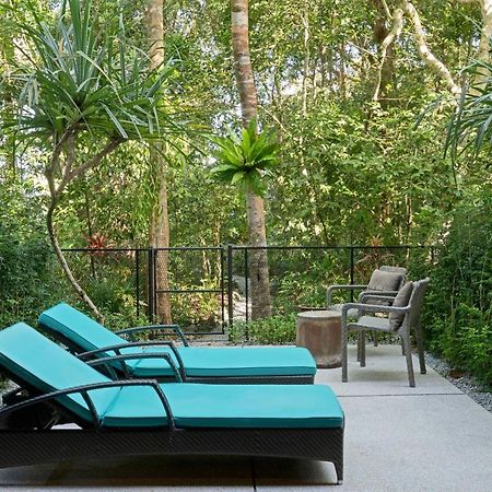 The Andaman, A Luxury Collection Resort, Langkawi Zewnętrze zdjęcie The private garden of a suite at the hotel